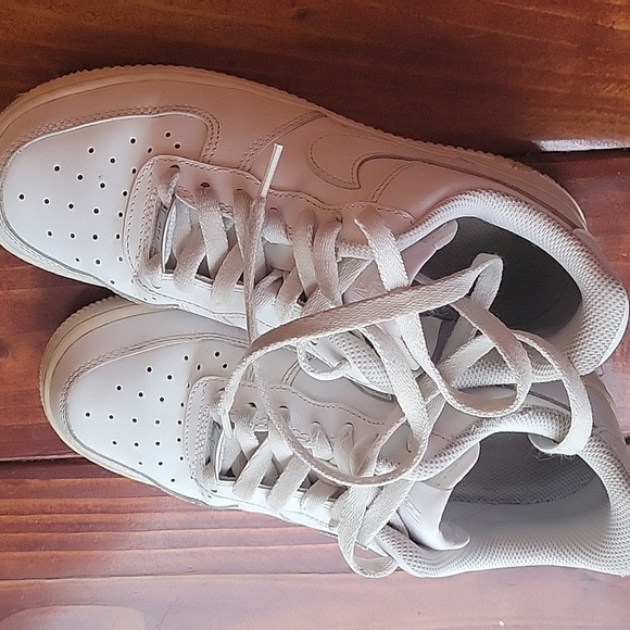 Nike Airforce White Sneakers - Picture 8 of 13